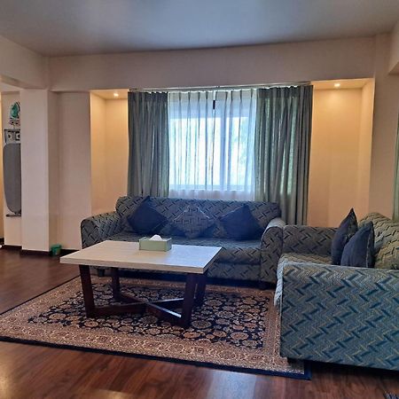 The Heritage Club - Tripura Castle Hotel And Spa 실롱 외부 사진